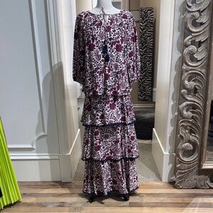 Elegant Floral 2 piece Tiered set 100% viscose SZ XS NWT